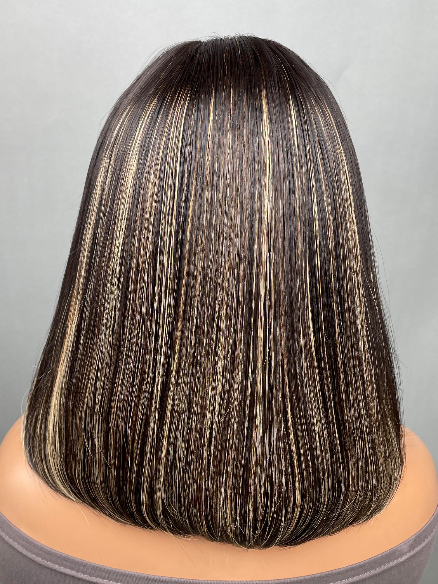 13x4 Lace Front Black Straight Bob Wig With Subtle Blonde Highlights