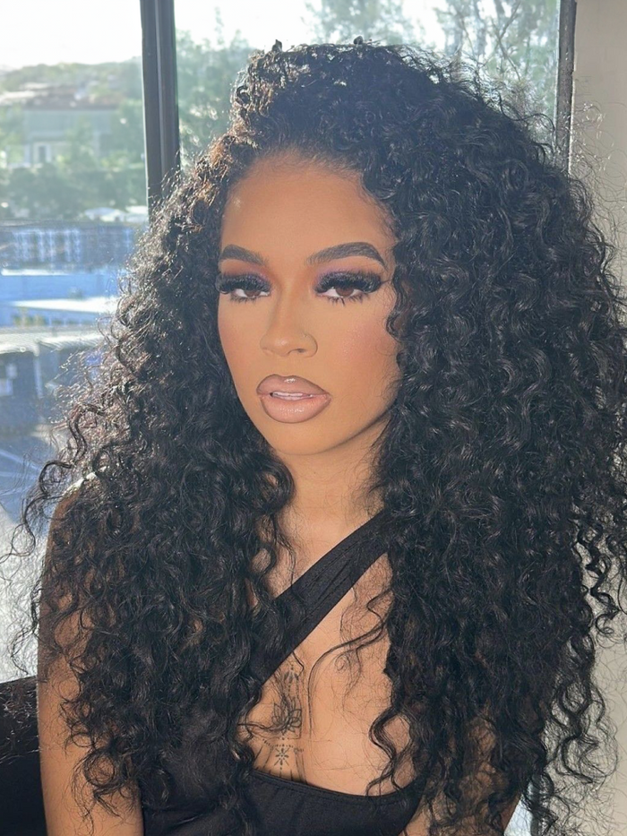 Petaluxe 6x4.5 Pre Cut Lace Put On And Go Curly Hair Natural Black Lace Wig With Breathable Cap Bleached Knots