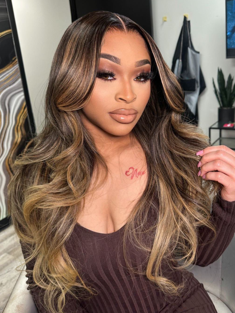13x5 Middle Lace Part Wig Highlight Body Wave Shadow Root Blonde Human Hair Wig 150% density