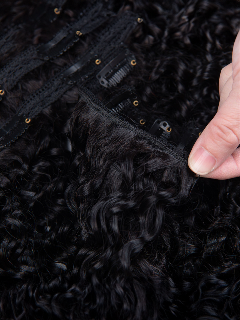 CLASSIC CLIP-INS CURLY: NATURAL BLACK