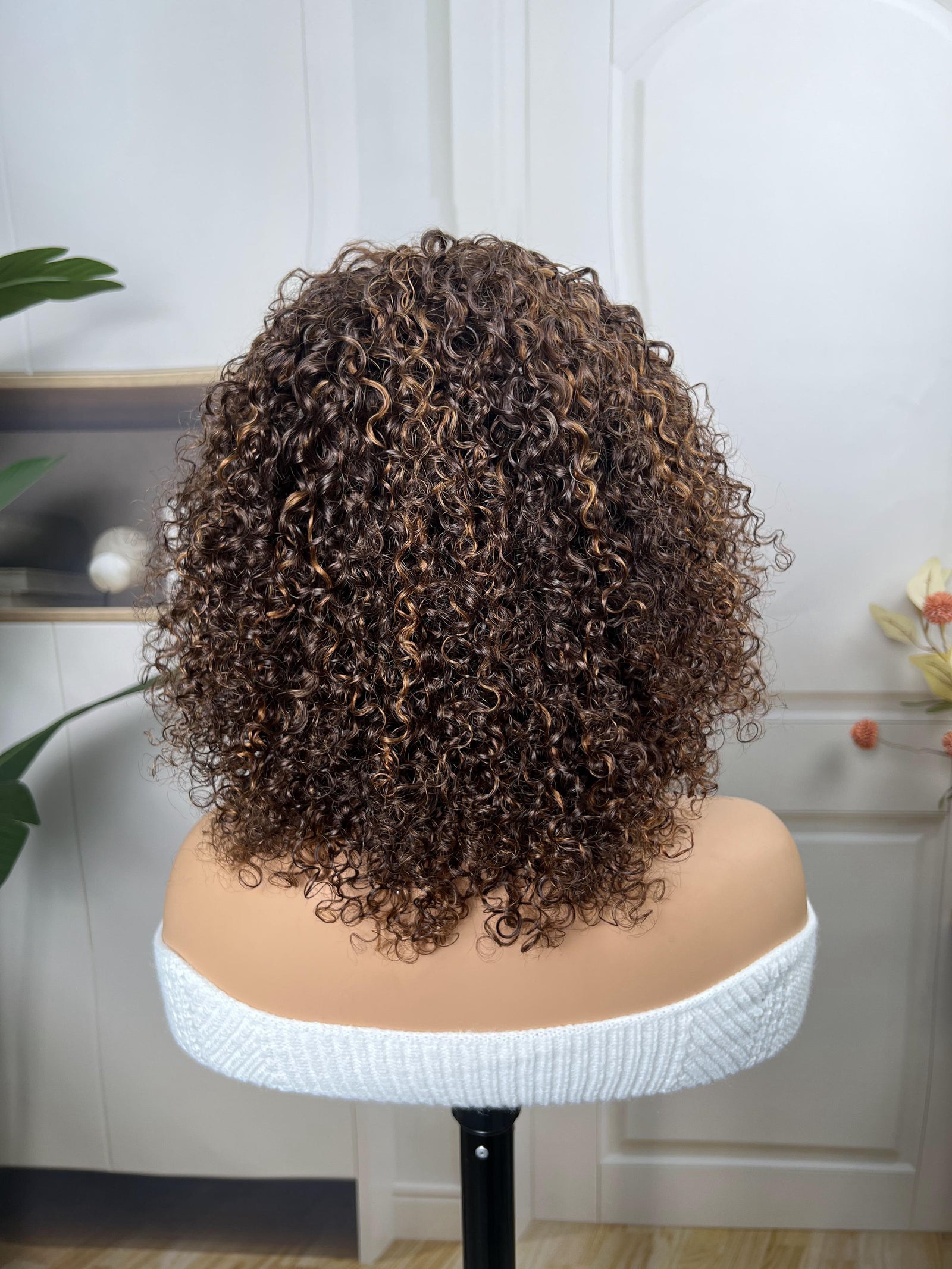 Glueless Curly Bob Brown Highlights Wig With Curtain Bangs